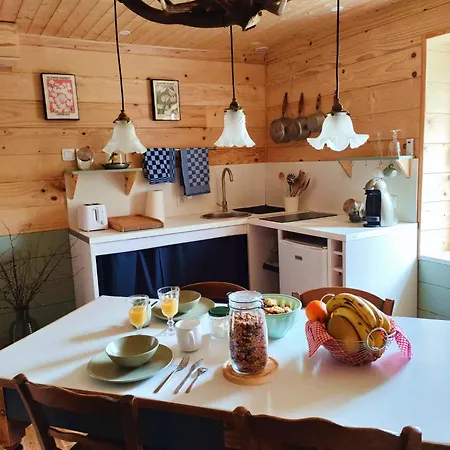 Le Maison Avec Jardin Dom wakacyjny Messeix